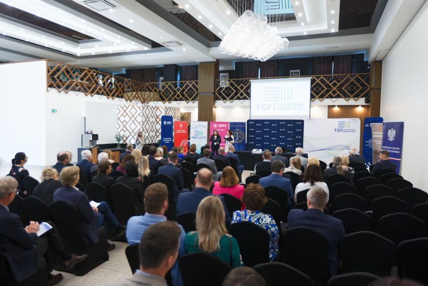 Otwarcie konferencji "Fizykochemia granic faz" 