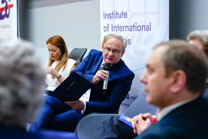 Konferencja pt. "Rozszerzanie UE czy pogłębianie...