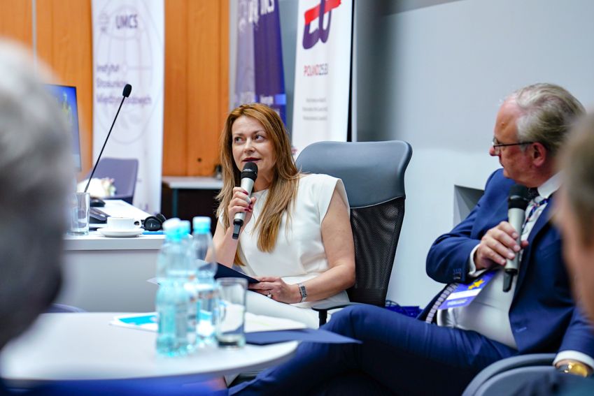 Konferencja pt. "Rozszerzanie UE czy pogłębianie...