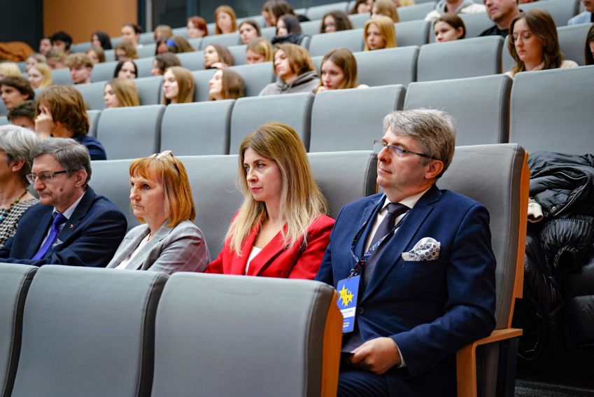 Konferencja pt. "Rozszerzanie UE czy pogłębianie...