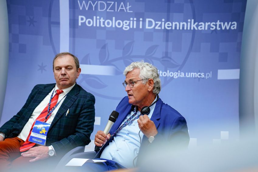 Konferencja pt. "Rozszerzanie UE czy pogłębianie...