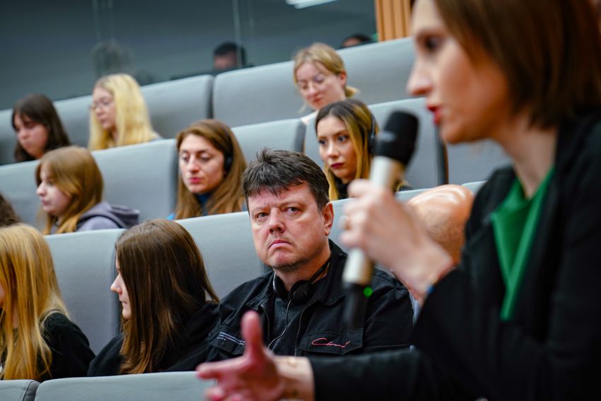 Konferencja pt. "Rozszerzanie UE czy pogłębianie...