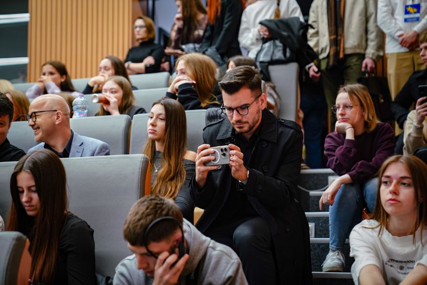 Konferencja pt. "Rozszerzanie UE czy pogłębianie...