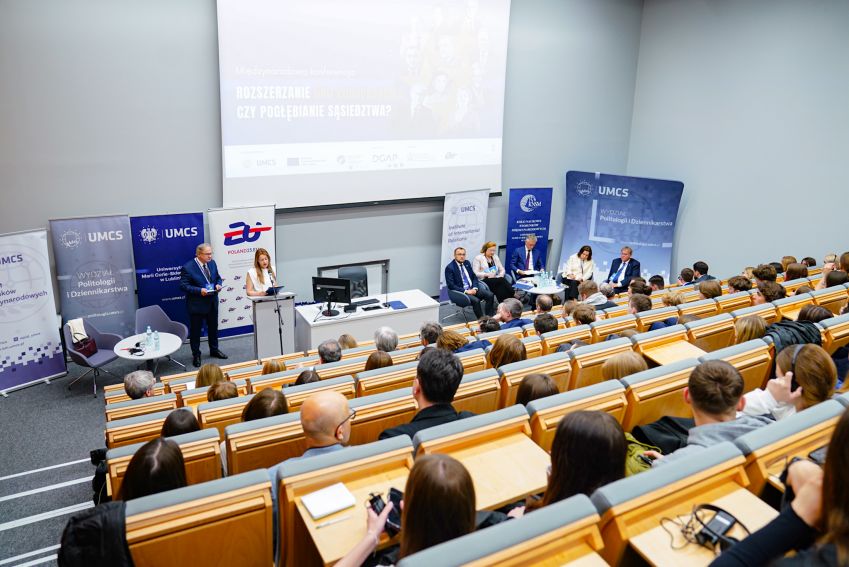 Konferencja pt. "Rozszerzanie UE czy pogłębianie...