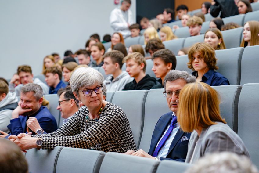 Konferencja pt. "Rozszerzanie UE czy pogłębianie...