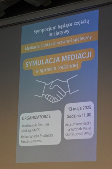 Relacja fotograficzna z symulacji mediacji