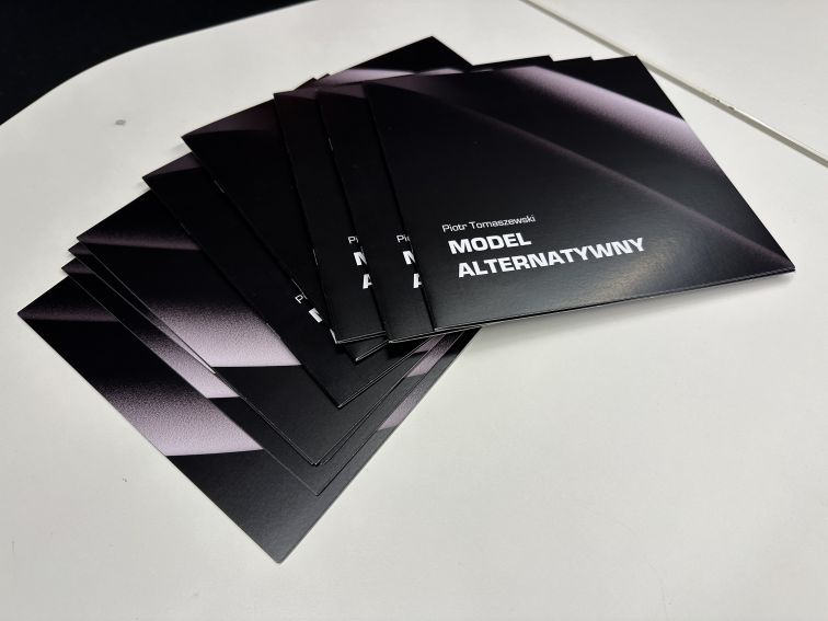 Autorska wystawa nowych grafik z cyklu Model Alternatywny...