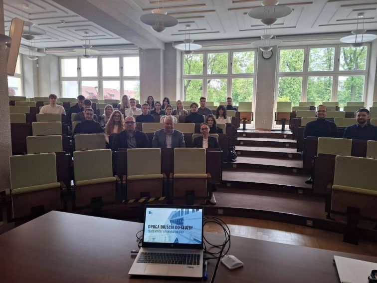  Fotorelacja ze spotkania edukacyjnego w Krajowej Szkole...