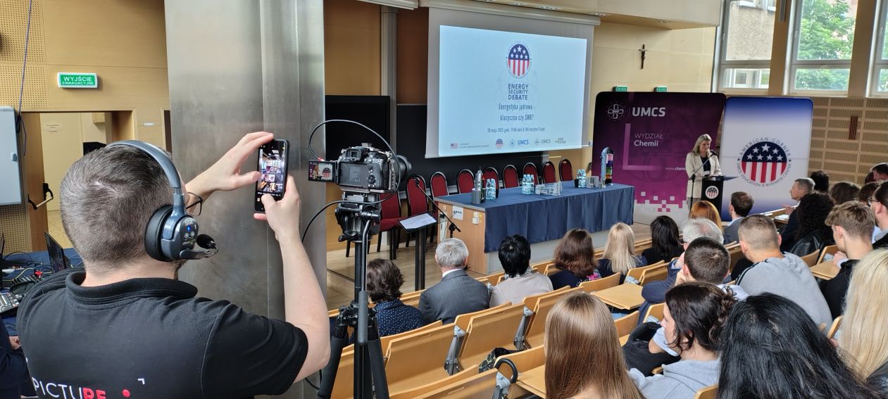 Debata o energetyce jądrowej - galeria zdjęć