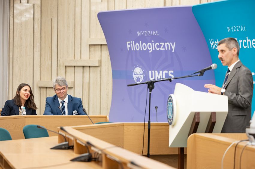 "O wpływie konfliktów zbrojnych..." z IH UMCS
