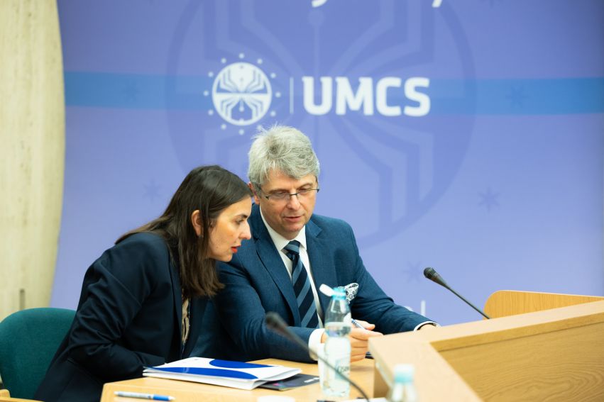 "O wpływie konfliktów zbrojnych..." z IH UMCS