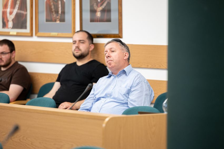 "O wpływie konfliktów zbrojnych..." z IH UMCS