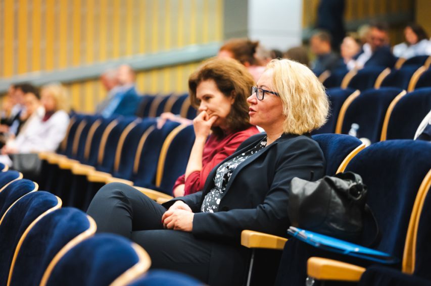 Sympozjum legislacyjne „Otoczenie prawne wykonywania...