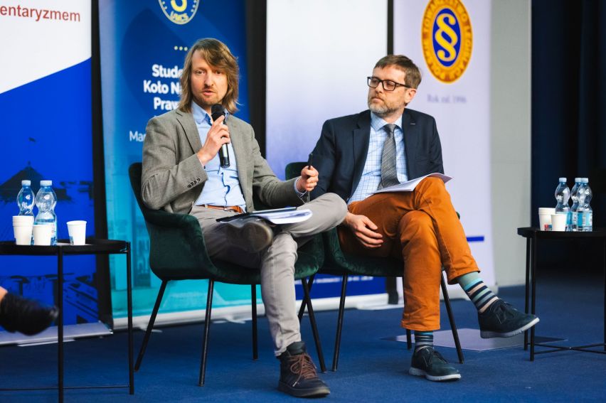 Sympozjum legislacyjne „Otoczenie prawne wykonywania...