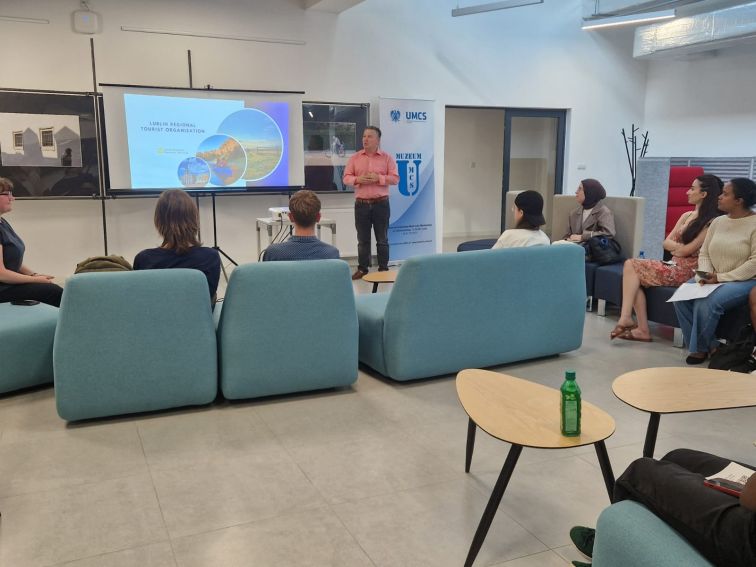 Workshop: Let's Talk Career