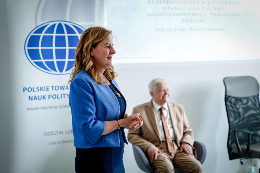 Wykład dedykowany Profesorowi Czesławowi Majowi