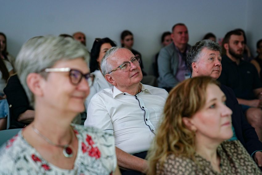 Wykład dedykowany Profesorowi Czesławowi Majowi