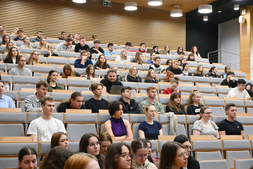 Relacja ze spotkania z przedstawicielami instytucji unijnych