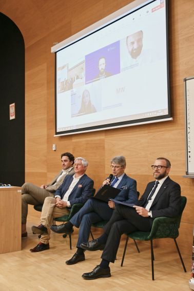 Relacja ze spotkania z przedstawicielami instytucji unijnych