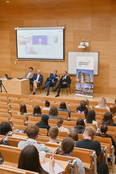 Relacja ze spotkania z przedstawicielami instytucji unijnych