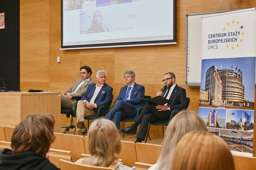 Relacja ze spotkania z przedstawicielami instytucji unijnych