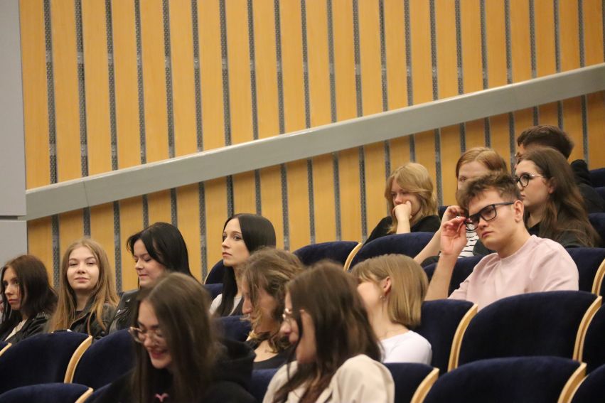 Wydział Chemii i Wydział Prawa i Administracji