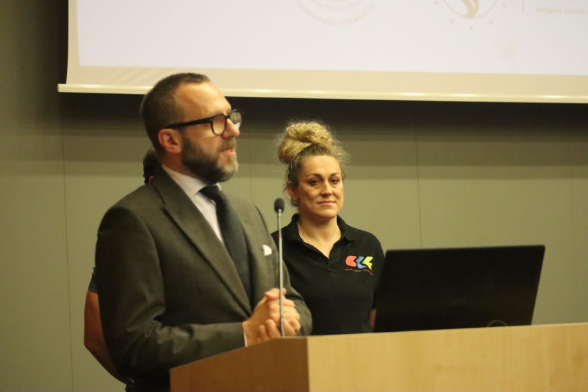 Wydział Chemii i Wydział Prawa i Administracji