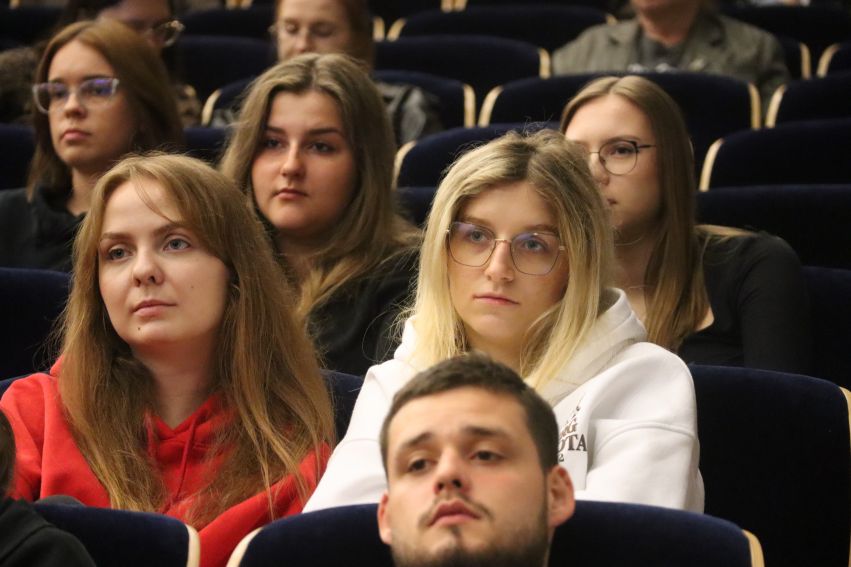 Wydział Chemii i Wydział Prawa i Administracji