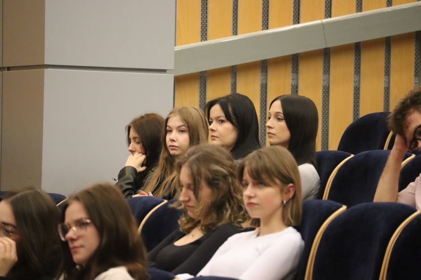 Wydział Chemii i Wydział Prawa i Administracji