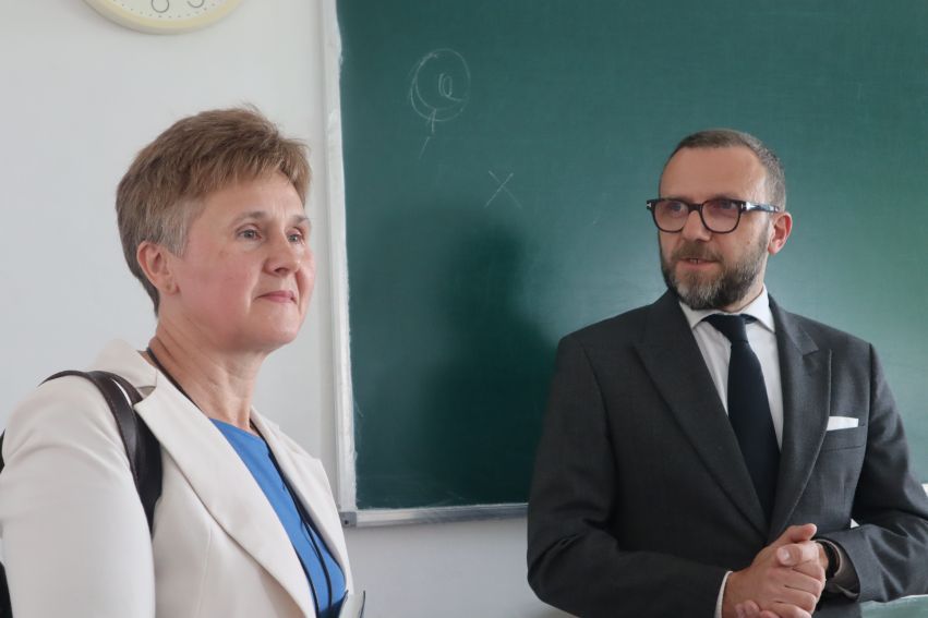 Wydział Chemii i Wydział Prawa i Administracji