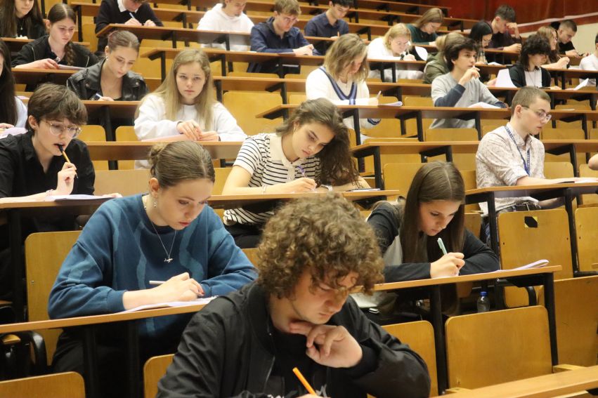 Finał "Rok przed maturą – chemia"