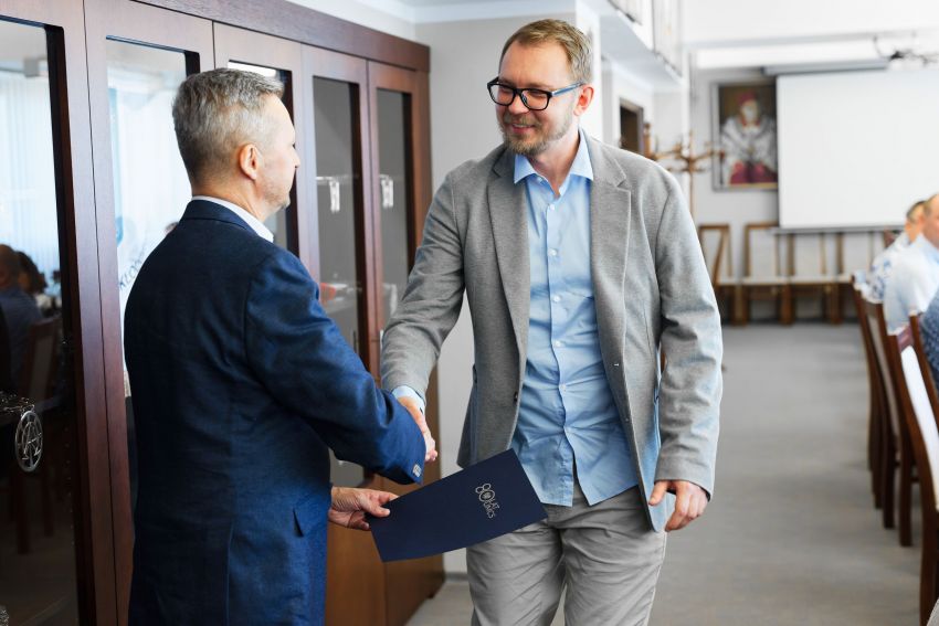  Wręczenie dyplomów wynalazcom