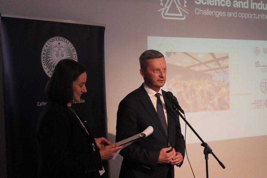Science and Industry – Challenges and Opportunities