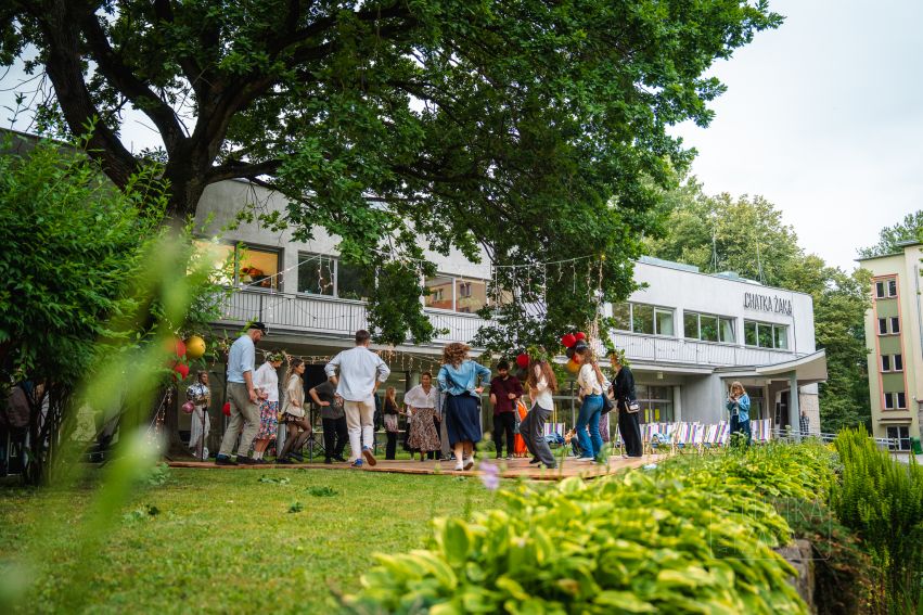 Potańcówka pod Dębem – Sobótki w Chatce Żaka