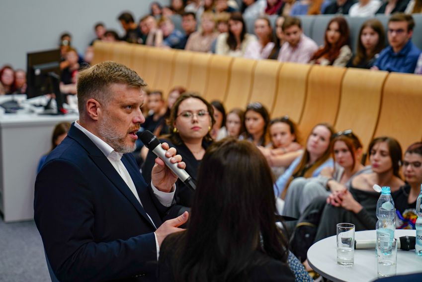 Spotkanie z Adrianem Zandbergiem