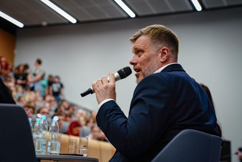 Spotkanie z Adrianem Zandbergiem