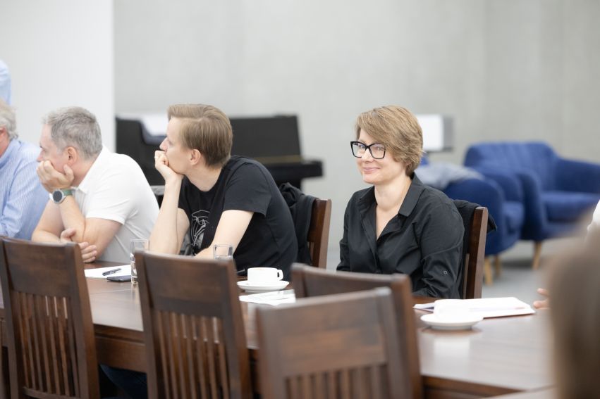 Prace nad celami strategicznymi i operacyjnymi...