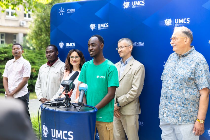 Briefing prasowy z udziałem studentów z Tanzanii