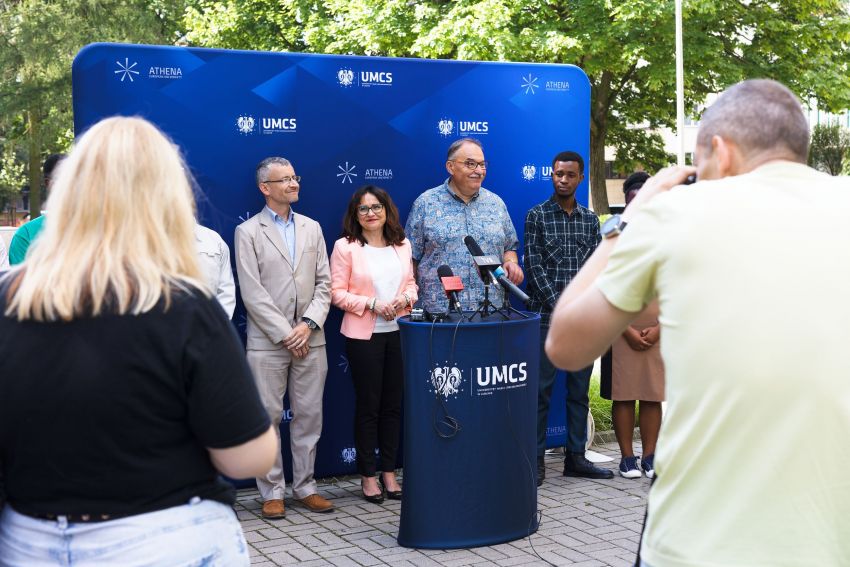 Briefing prasowy z udziałem studentów z Tanzanii