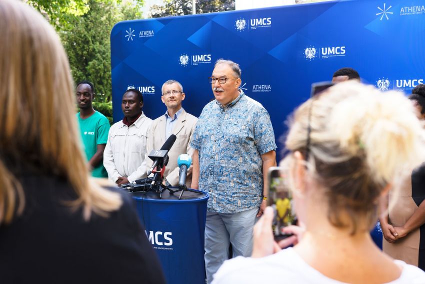 Briefing prasowy z udziałem studentów z Tanzanii