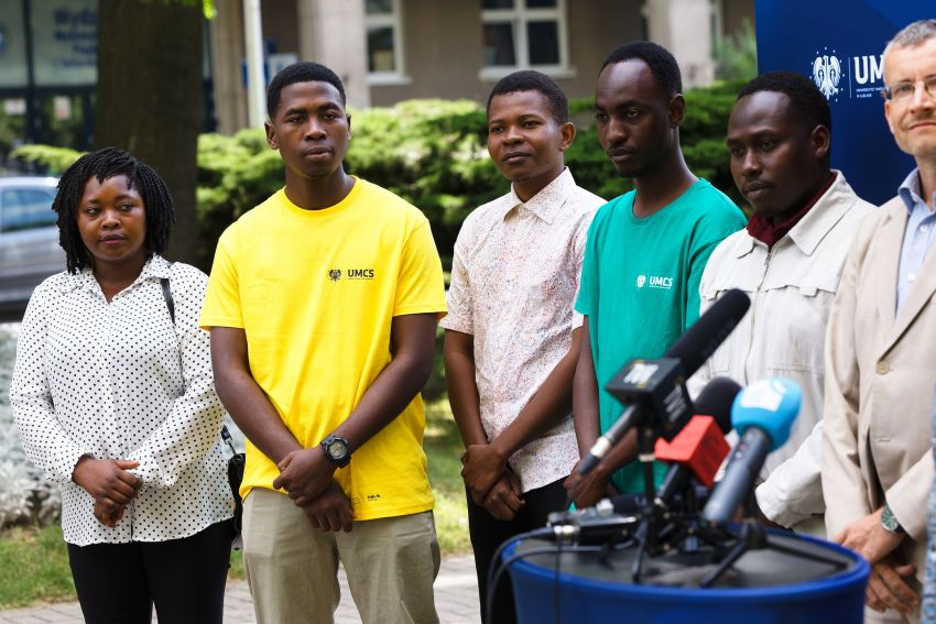 Briefing prasowy z udziałem studentów z Tanzanii