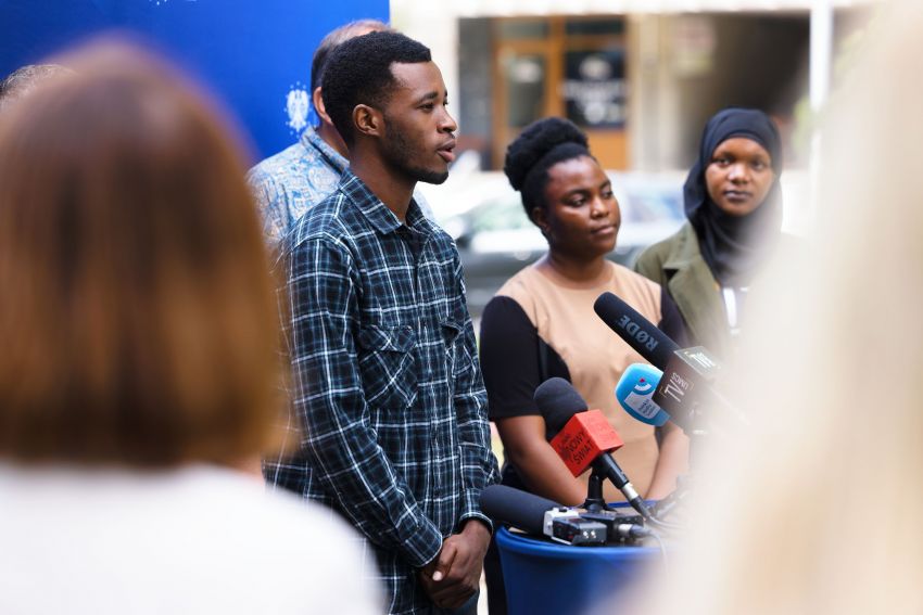 Briefing prasowy z udziałem studentów z Tanzanii