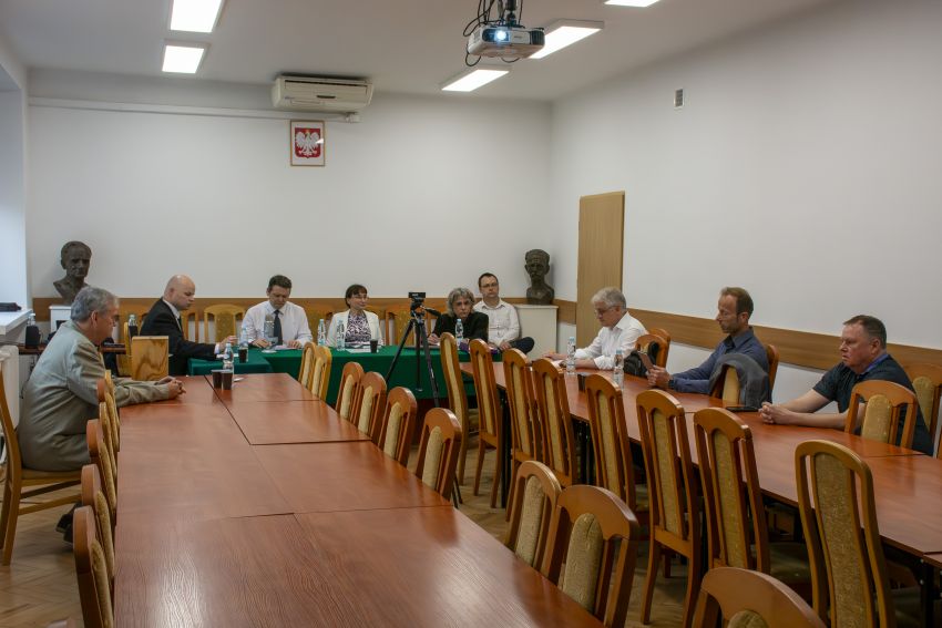 Publiczna obrona rozprawy doktorskiej mgr. Roberta...