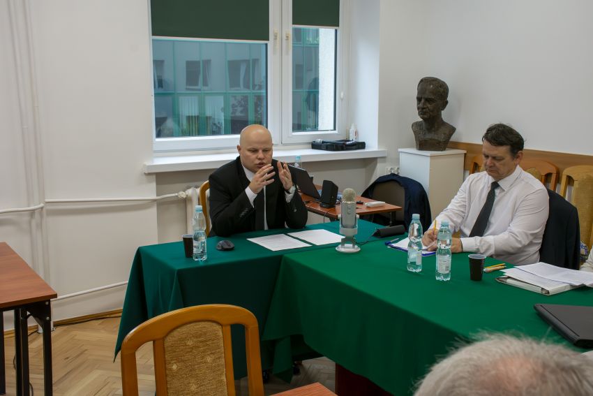 Publiczna obrona rozprawy doktorskiej mgr. Roberta...