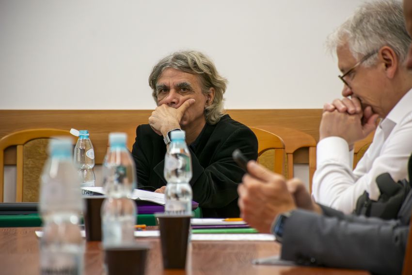 Publiczna obrona rozprawy doktorskiej mgr. Roberta...