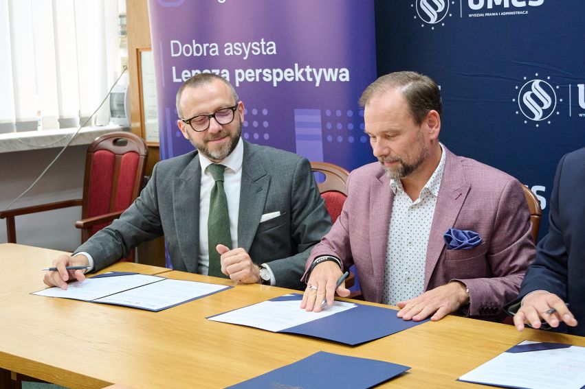 Podpisanie umowy o współpracy z Kancelarią 5E
