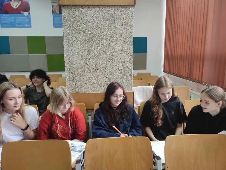 Keep it simple stupid, czyli warsztat dziennikarski |...