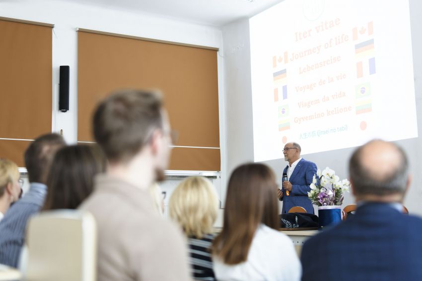 Iter Vitae Professoris