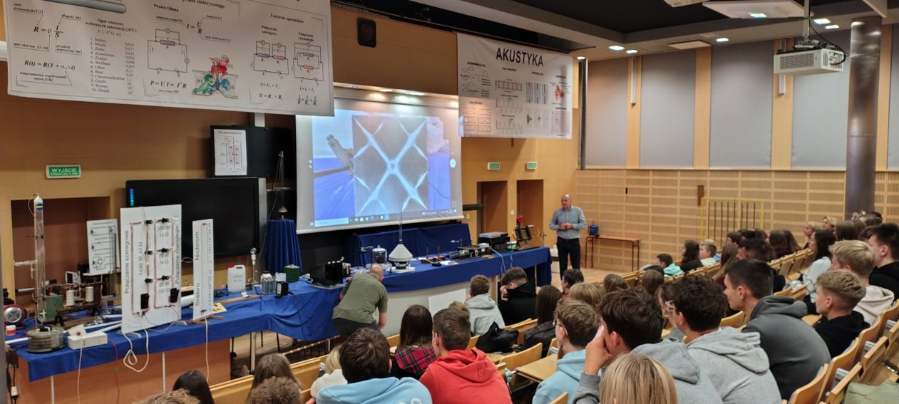 65. edycja Pokazów z Fizyki - galeria zdjęć