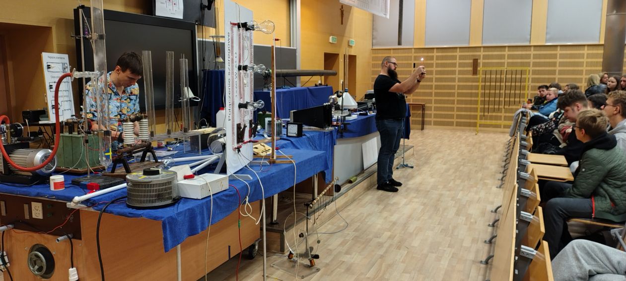 65. edycja Pokazów z Fizyki - galeria zdjęć